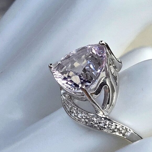 925 Sterling Silver Ring with Natural Pink Amethyst Gem & CZ - Picture 8 of 12